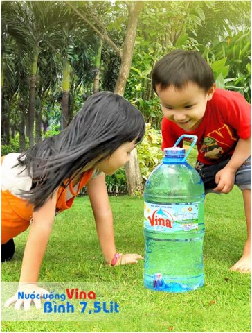 Nước uống Vina đóng bình 7.5L - Công Ty TNHH Công Nghiệp - Thương Mại Việt Nhật